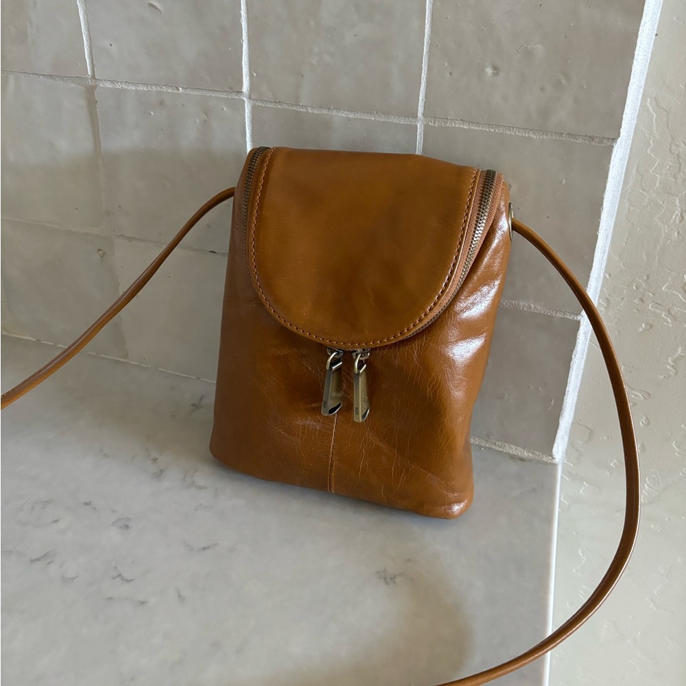 HOBO Fern crossbody tan leather bag